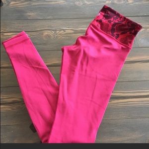 Lululemon reversible legging 🍋